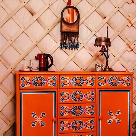 Caloroczne Jurty Mongolskie - 