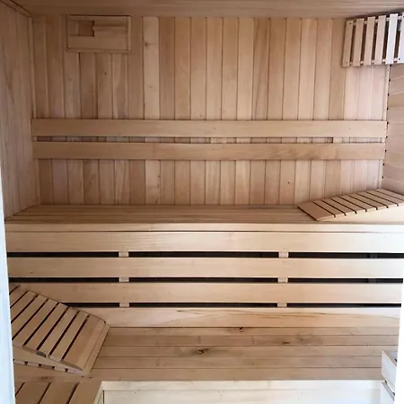 Glamping Caloroczne Jurty Mongolskie - 