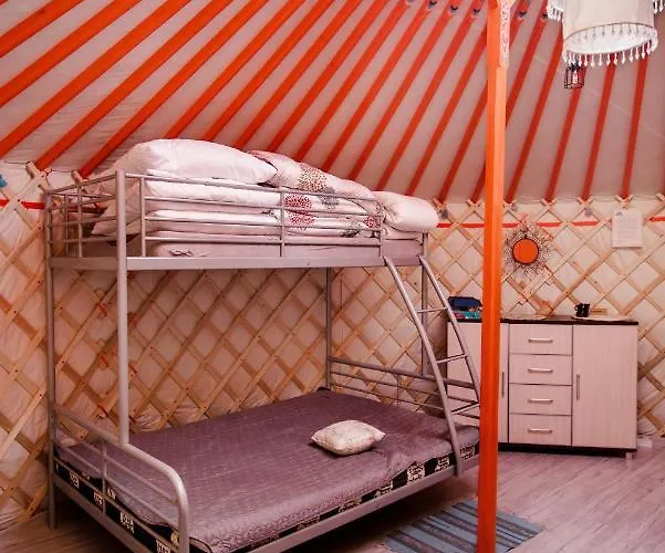 Caloroczne Jurty Mongolskie - 