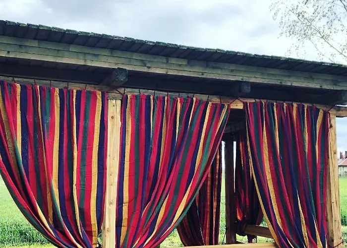 Luxury tent Caloroczne Jurty Mongolskie - 