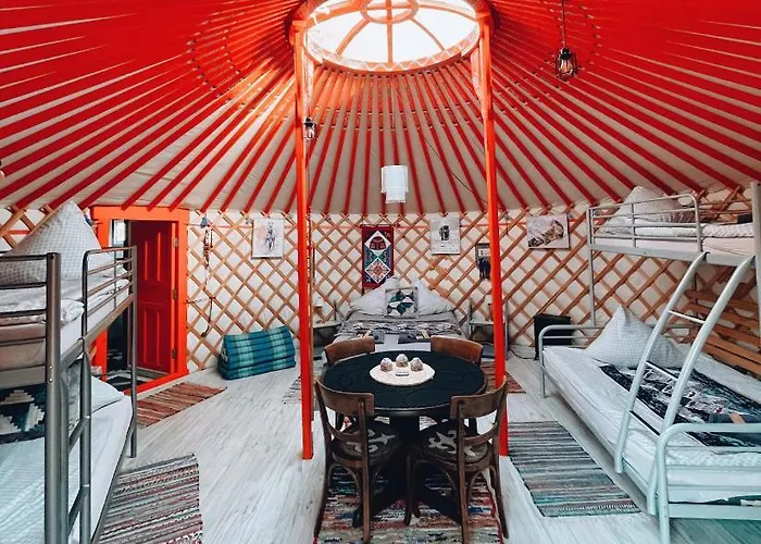 Caloroczne Jurty Mongolskie - 